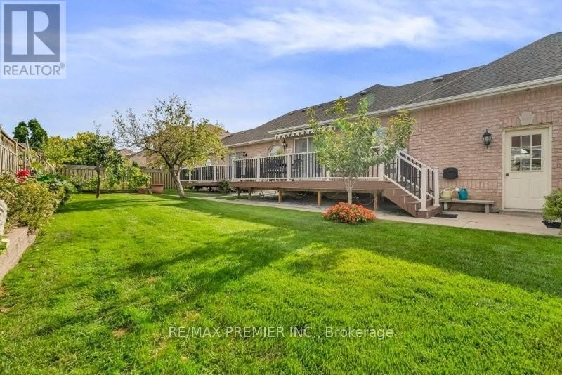 3 AVRO ROAD Image 47