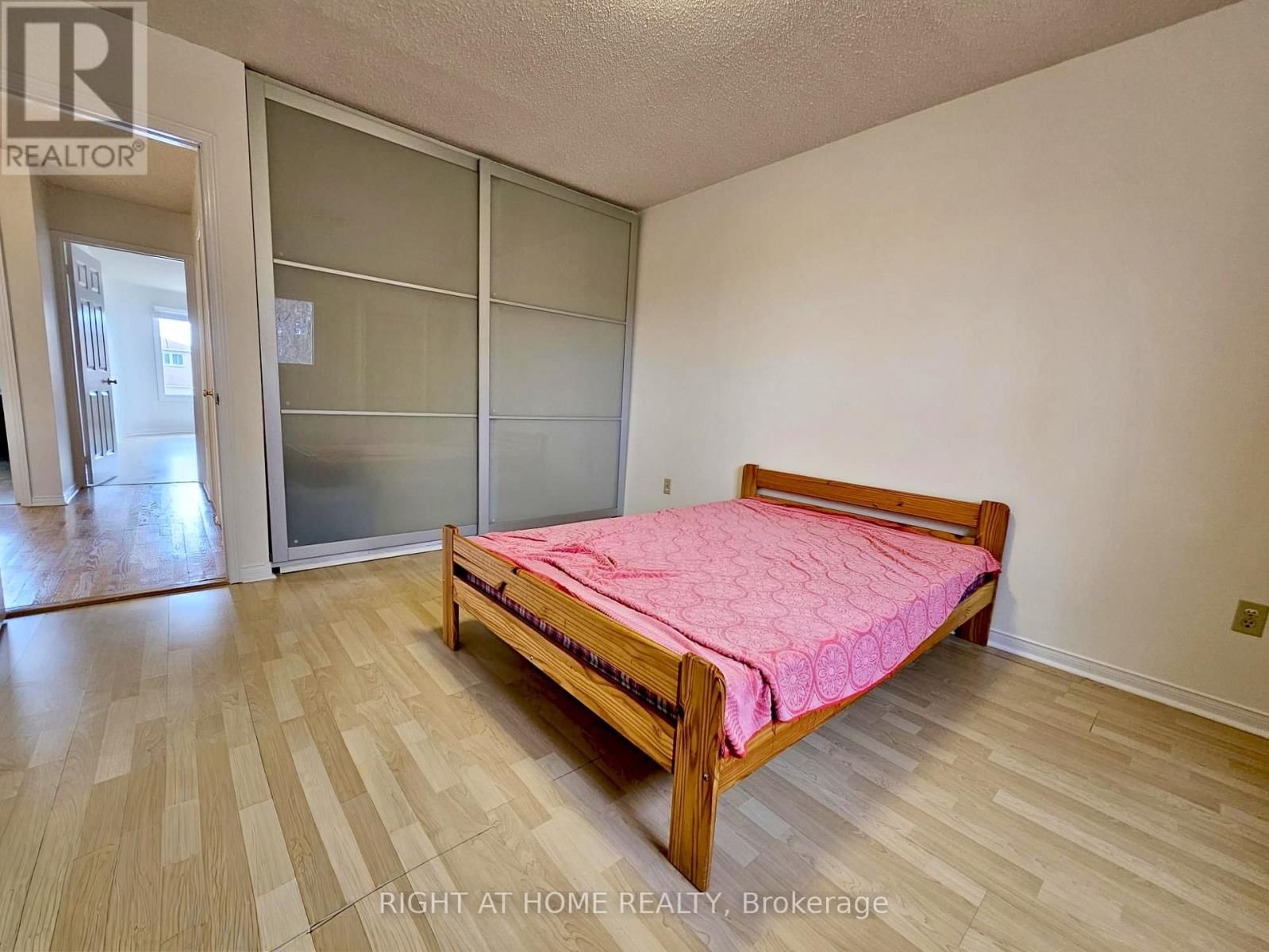 116 COOPERAGE CRESCENT Image 25