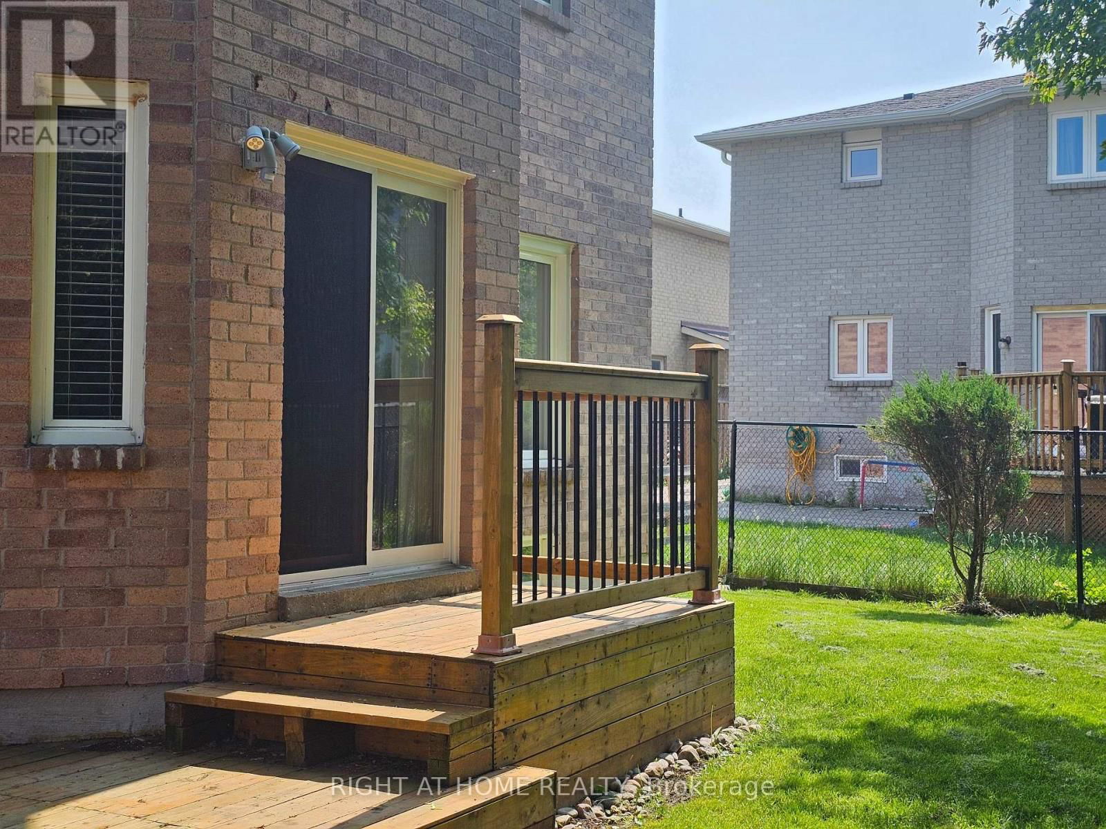 116 COOPERAGE CRESCENT Image 33