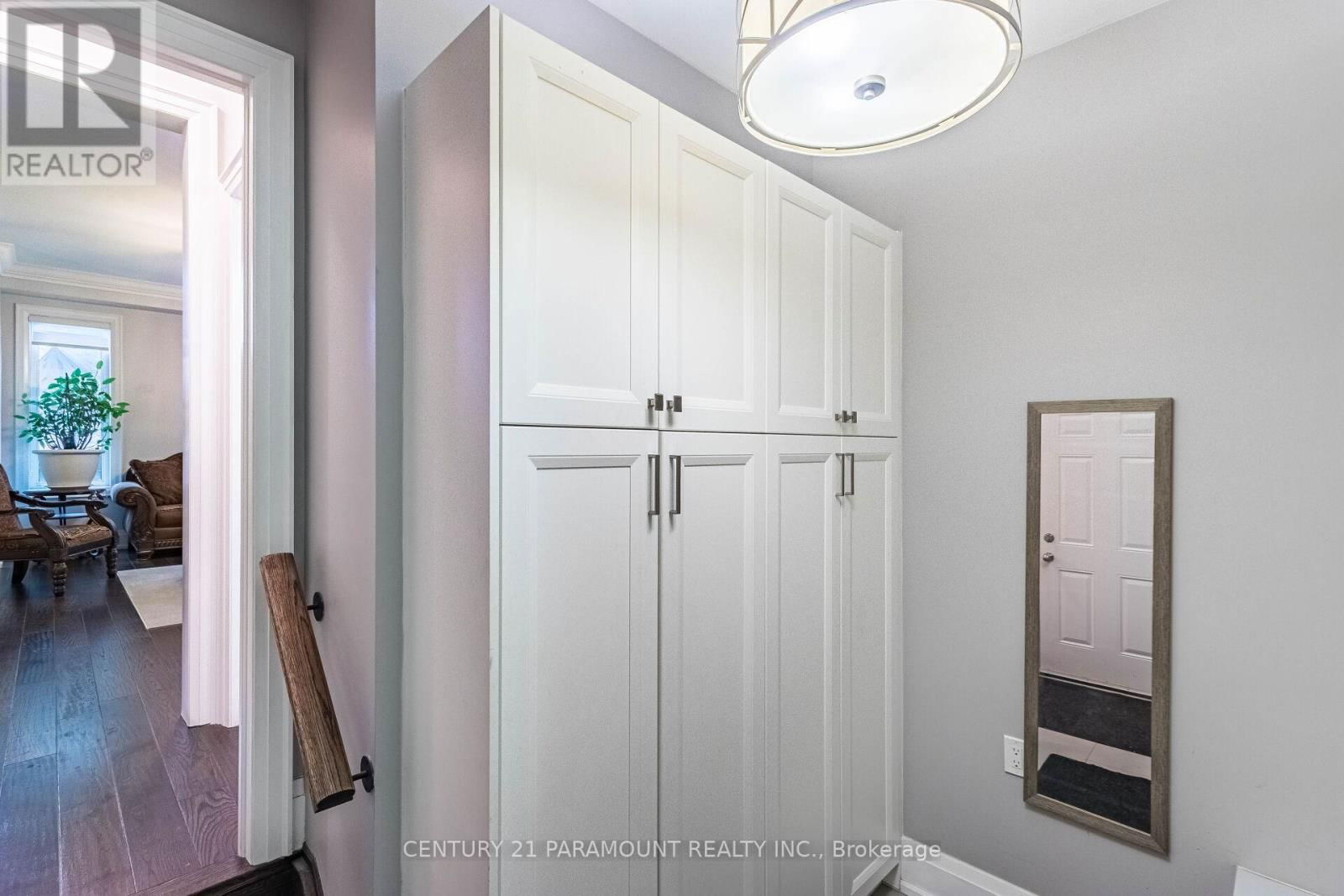 10 DONNAN DRIVE WEST Image 22