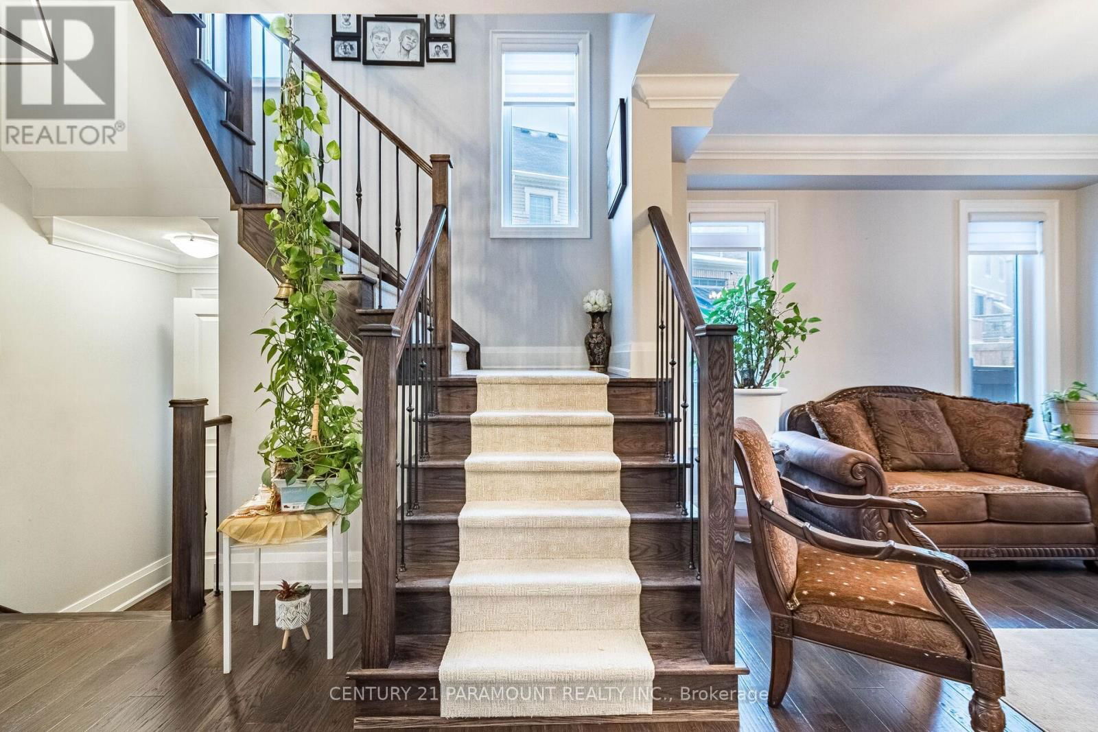 10 DONNAN DRIVE WEST Image 23