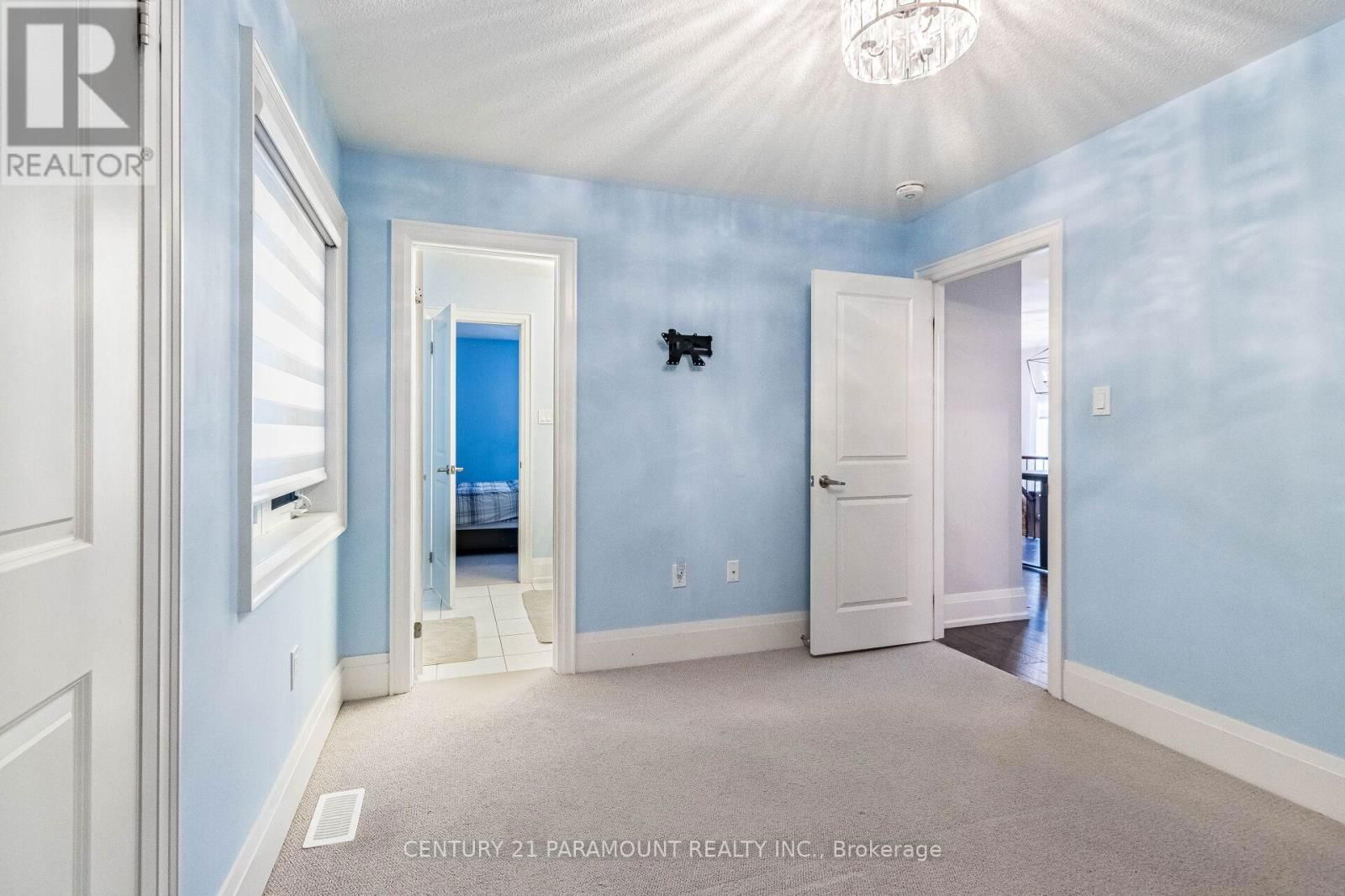 10 DONNAN DRIVE WEST Image 39