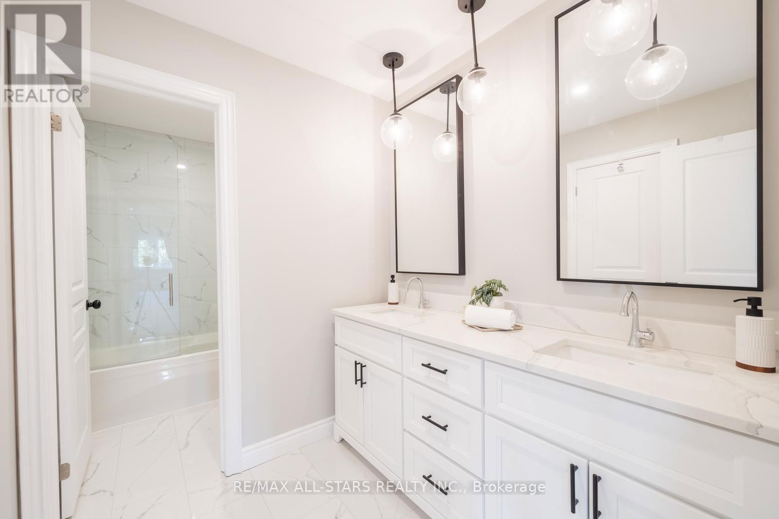 78 WYNDANCE WAY Image 33