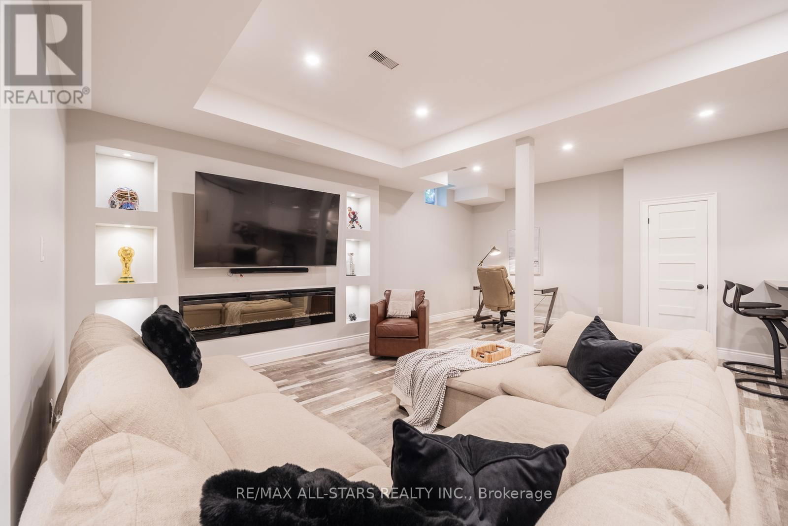 78 WYNDANCE WAY Image 34