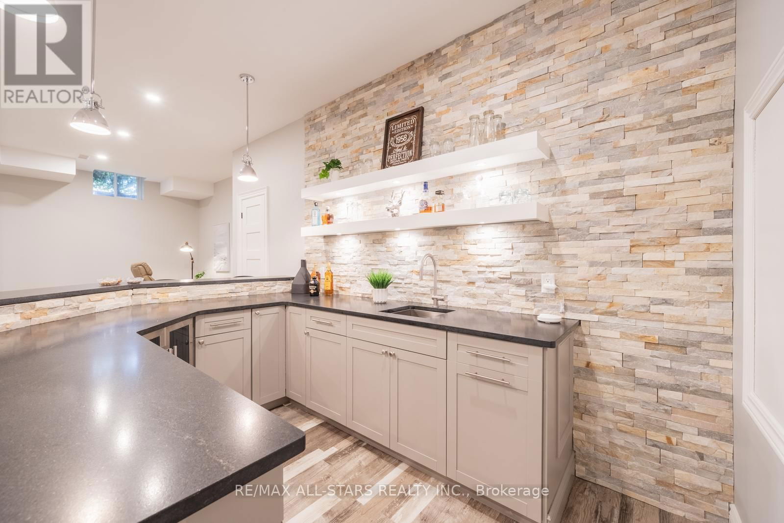 78 WYNDANCE WAY Image 35