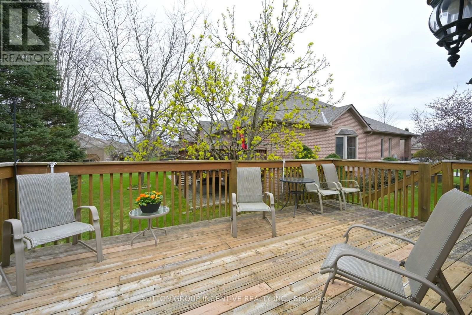 23 BRIAR GATE WAY Image 32