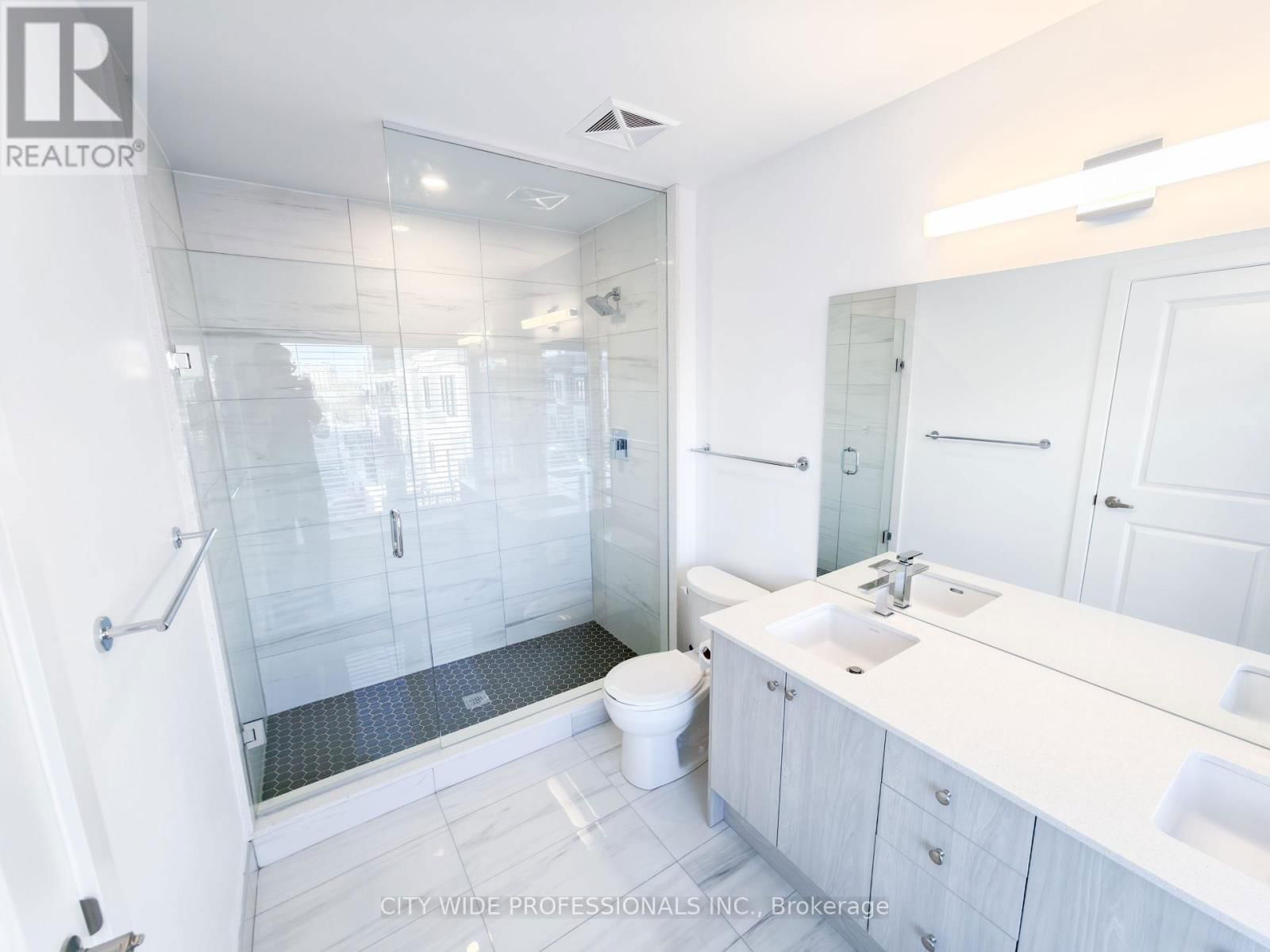 106 COVINGTON CRESCENT Image 39