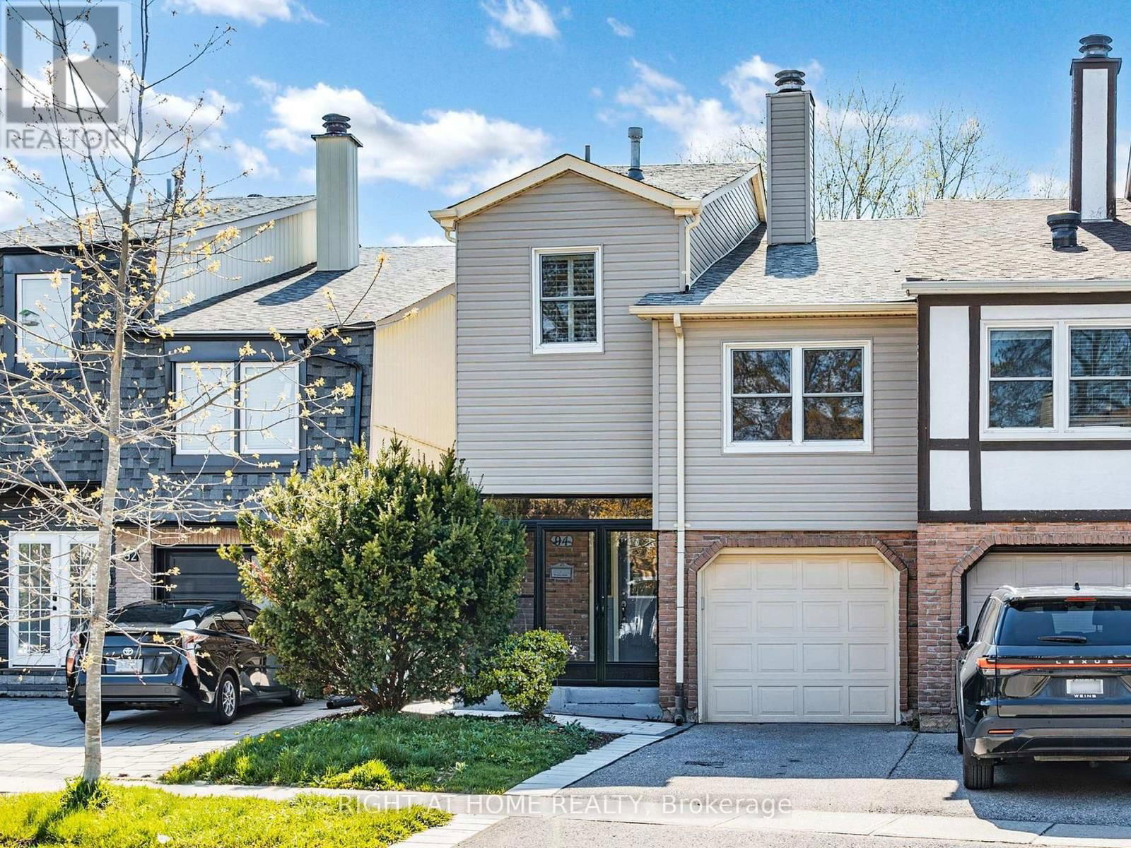 94 REGINALD CRESCENT Image 2