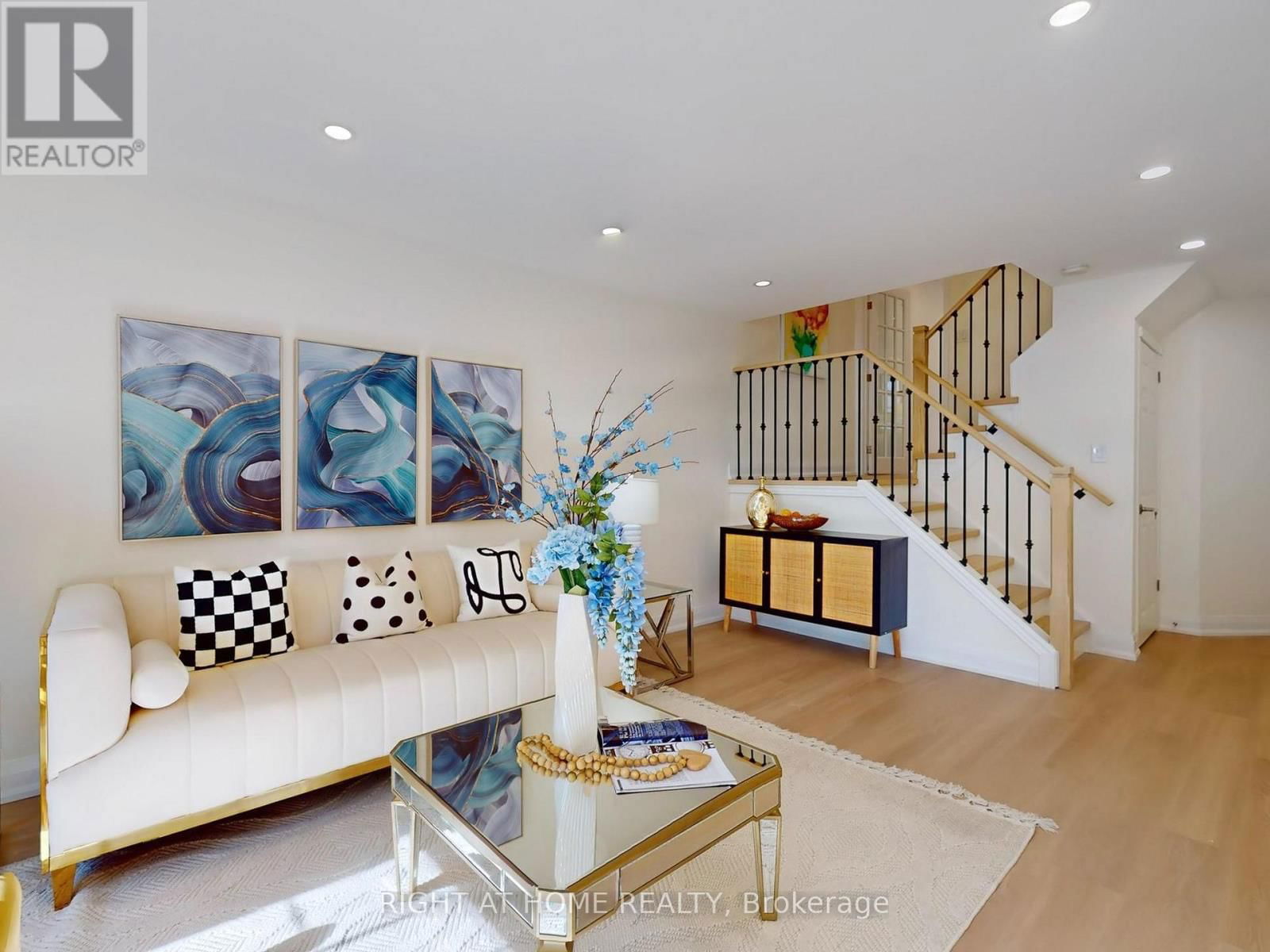 94 REGINALD CRESCENT Image 5