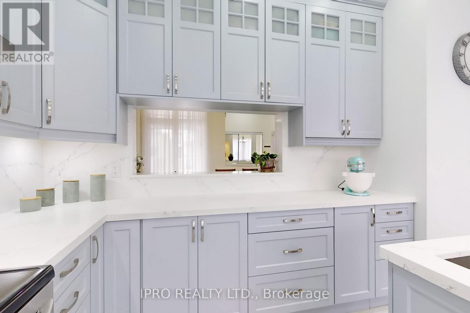 4 COPPERSTONE CRESCENT Image 17