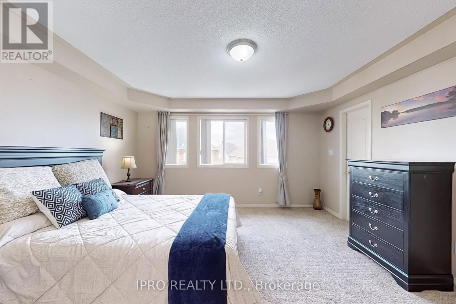 4 COPPERSTONE CRESCENT Image 29