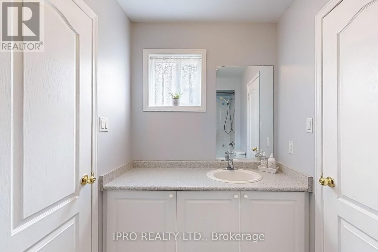 4 COPPERSTONE CRESCENT Image 38