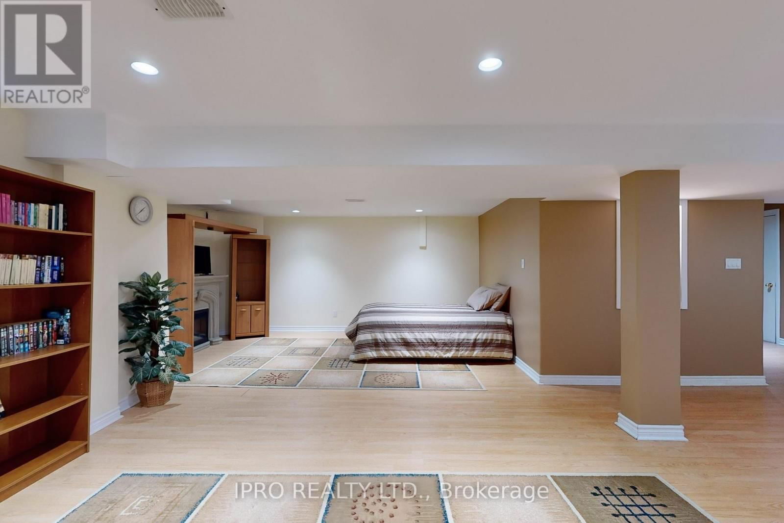 4 COPPERSTONE CRESCENT Image 42