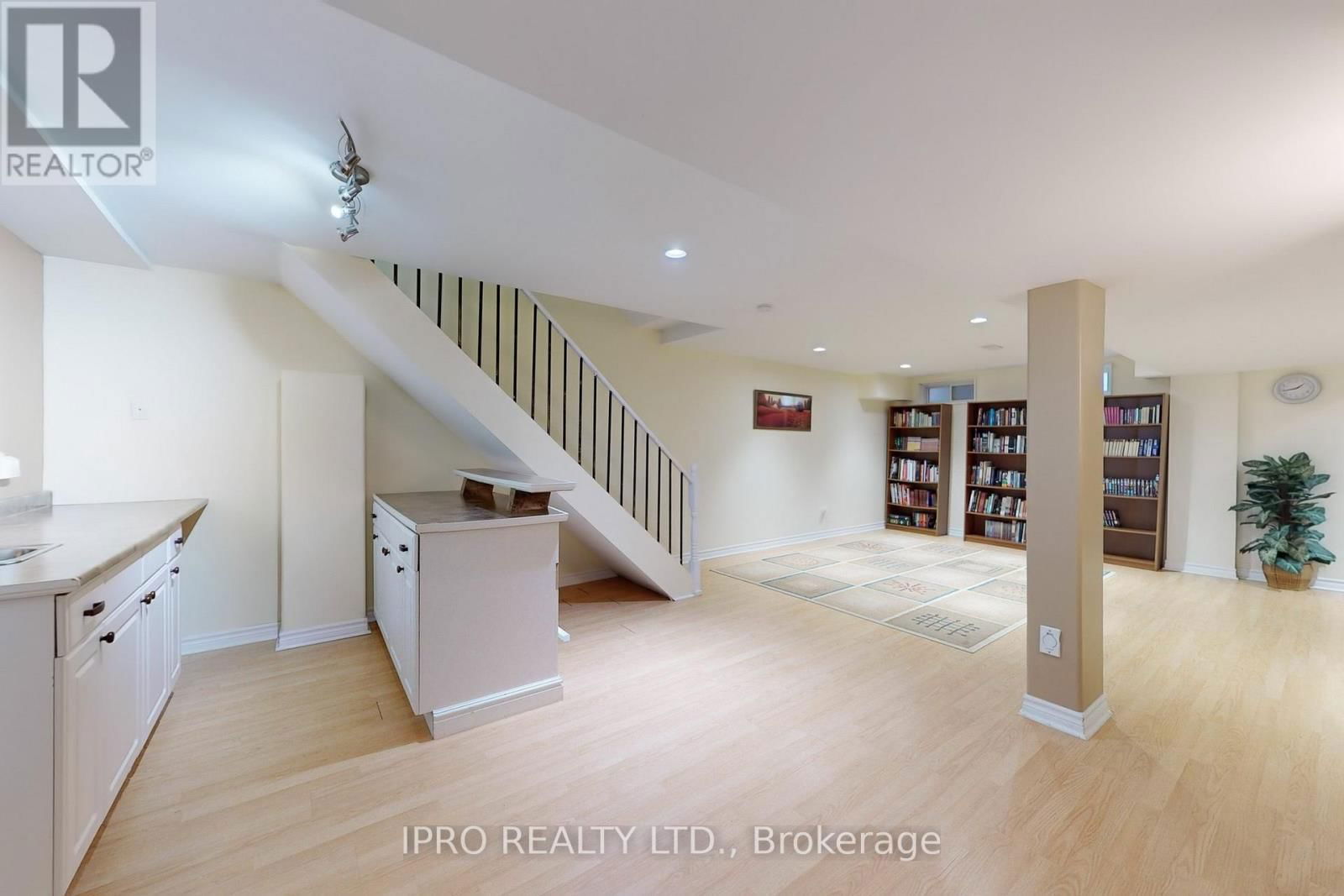 4 COPPERSTONE CRESCENT Image 43