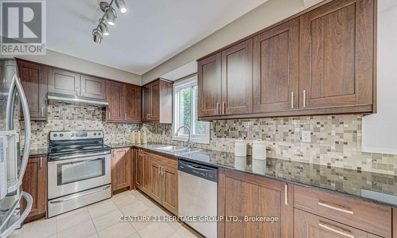 Main - 27 HAMMOND DRIVE Image 10
