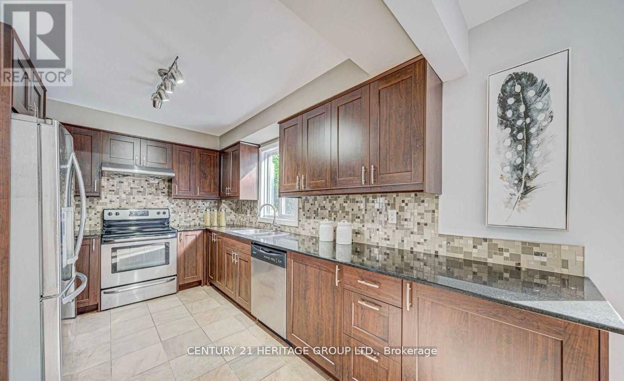 Main - 27 HAMMOND DRIVE Image 9