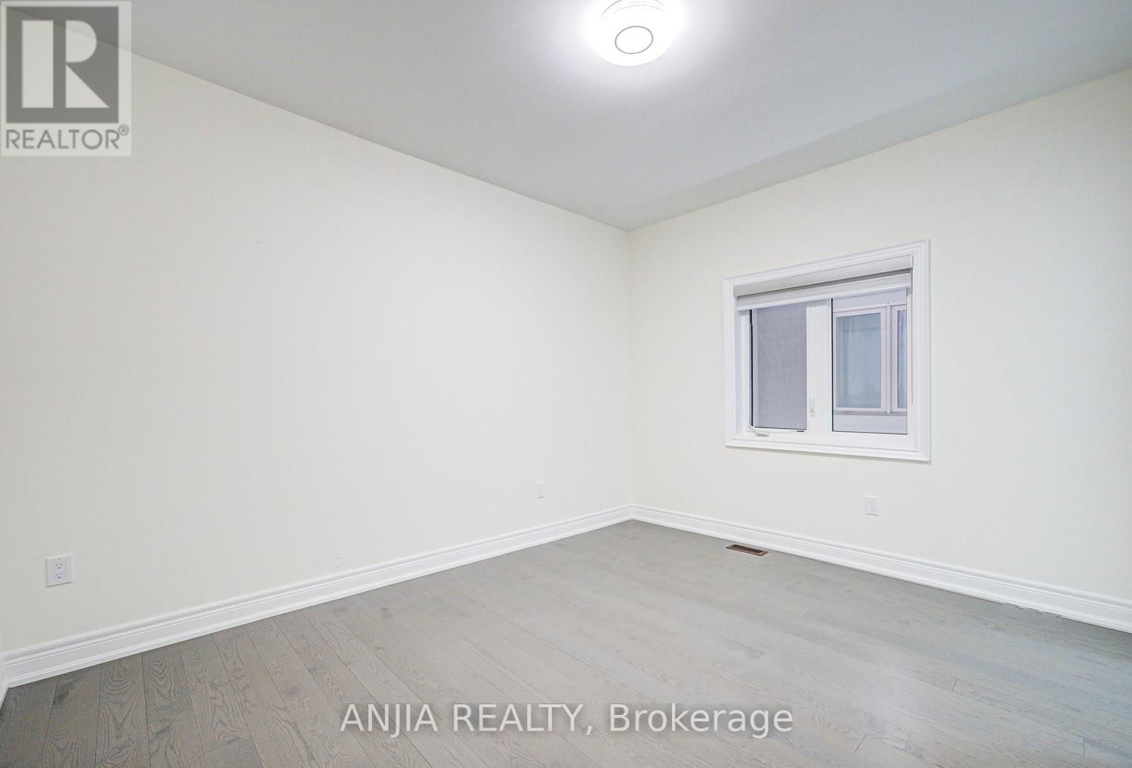 7 FAUCHARD STREET Image 26