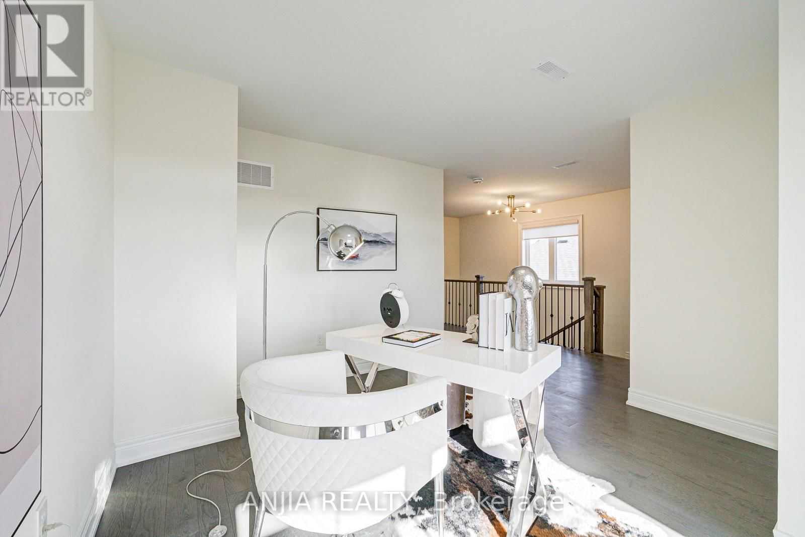 7 FAUCHARD STREET Image 38