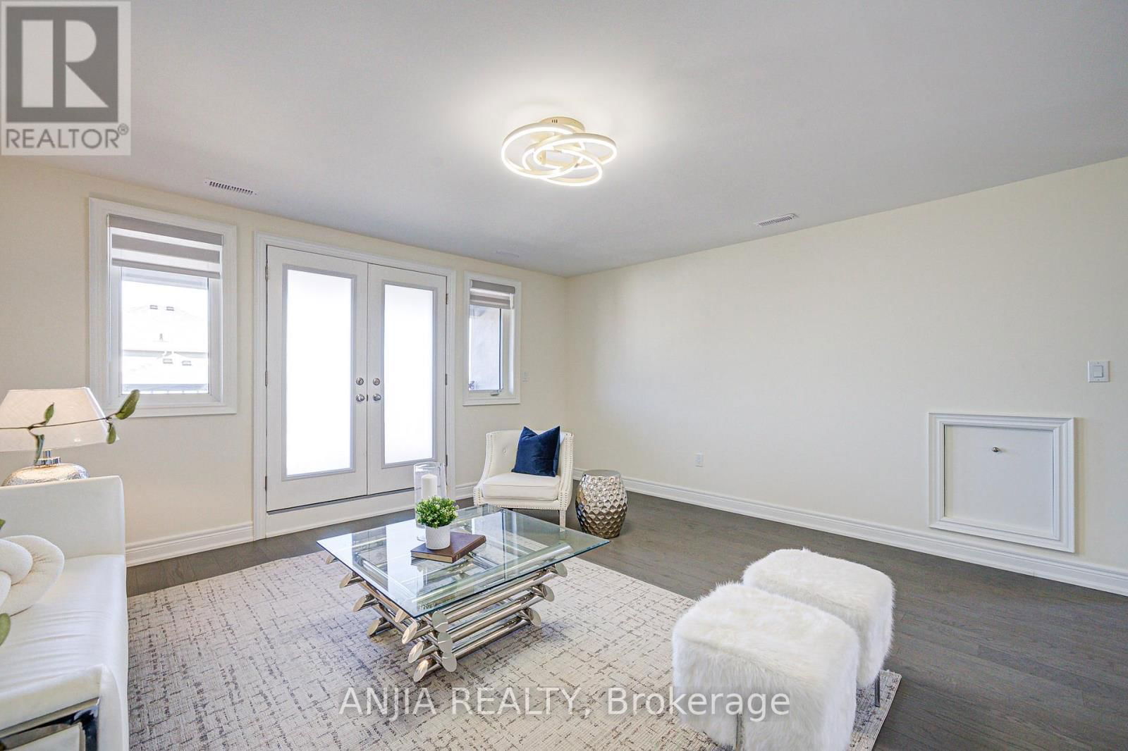7 FAUCHARD STREET Image 42