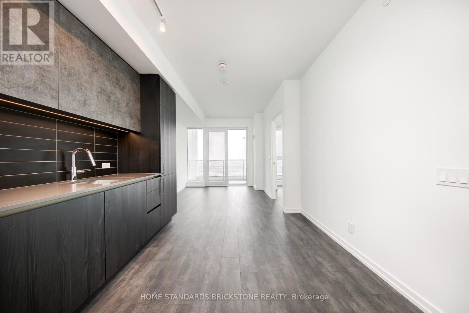 3301 - 7890 JANE STREET Image 6