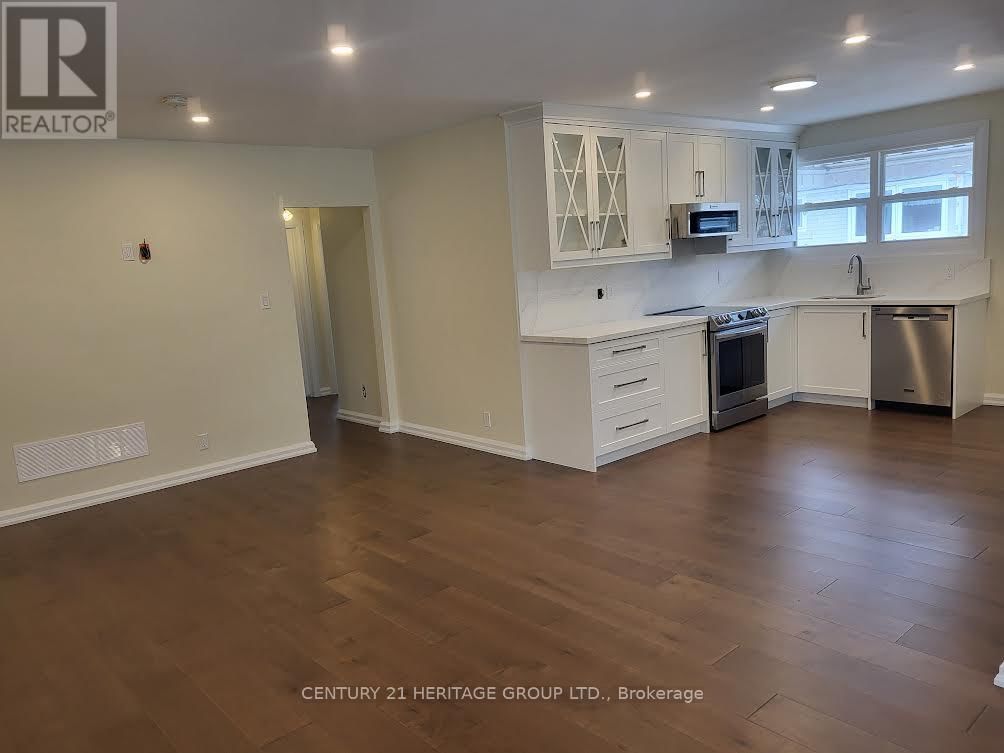 232 BLUE GRASS BOULEVARD Image 3