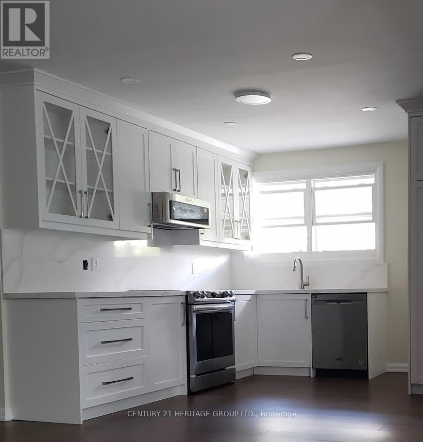 232 BLUE GRASS BOULEVARD Image 5