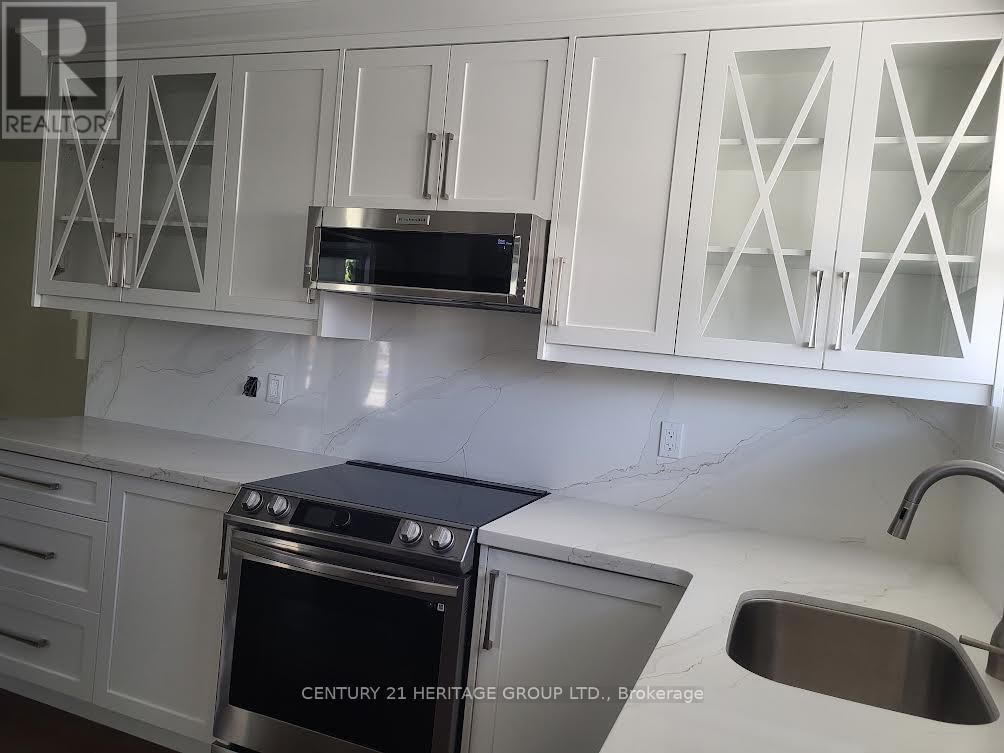 232 BLUE GRASS BOULEVARD Image 6