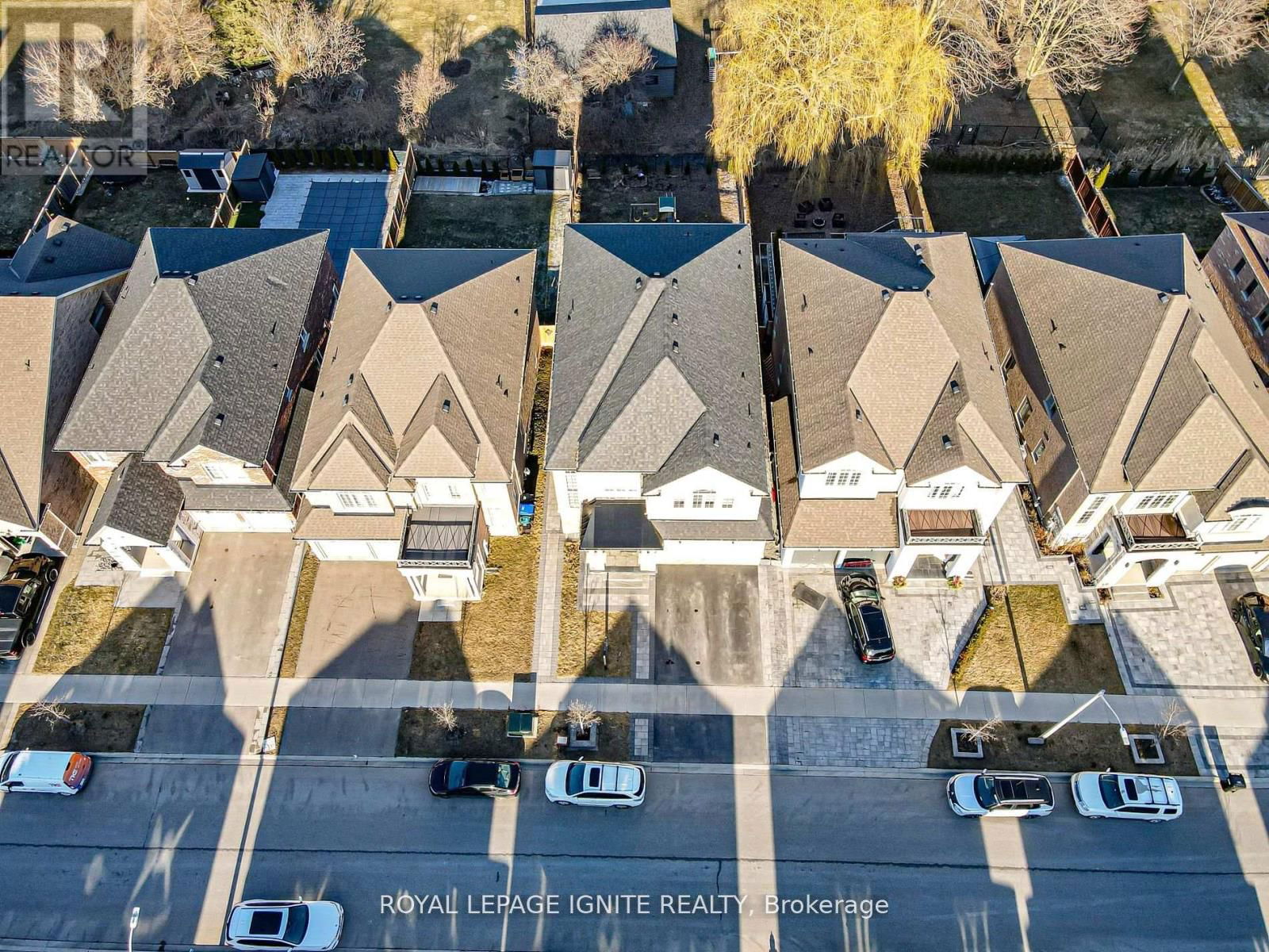 61 GIBSON CIRCLE Image 2