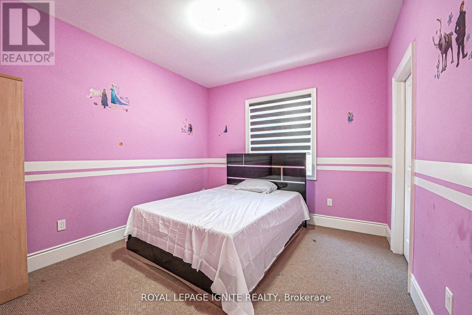 61 GIBSON CIRCLE Image 25