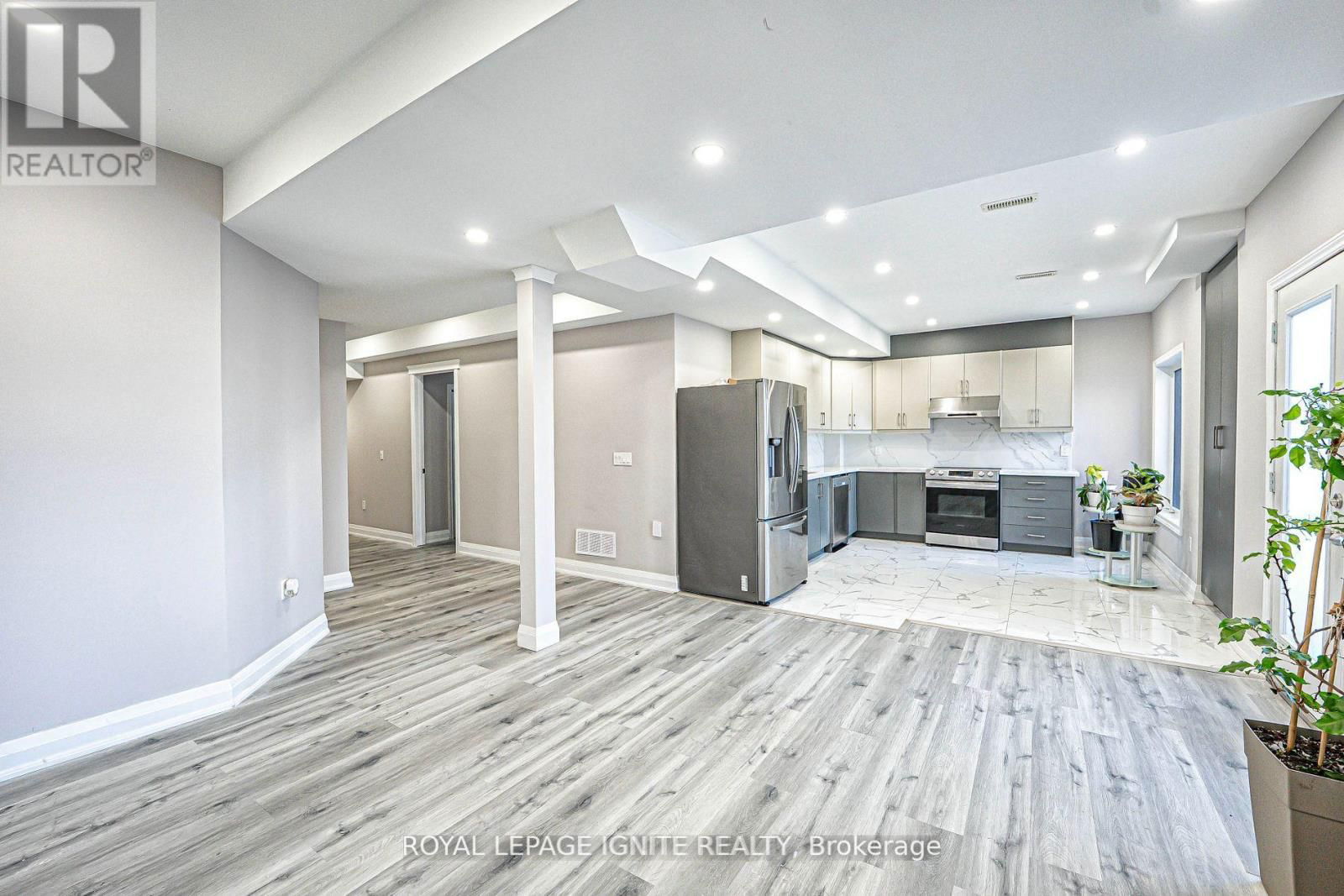 61 GIBSON CIRCLE Image 33