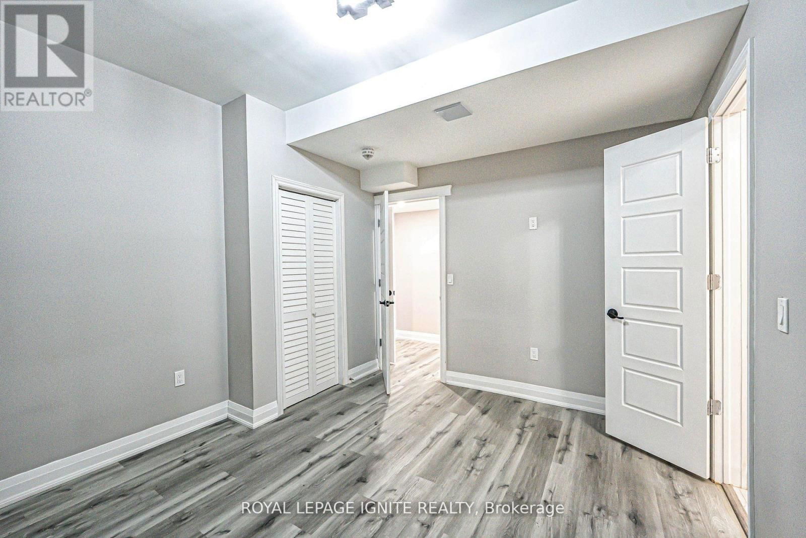 61 GIBSON CIRCLE Image 36