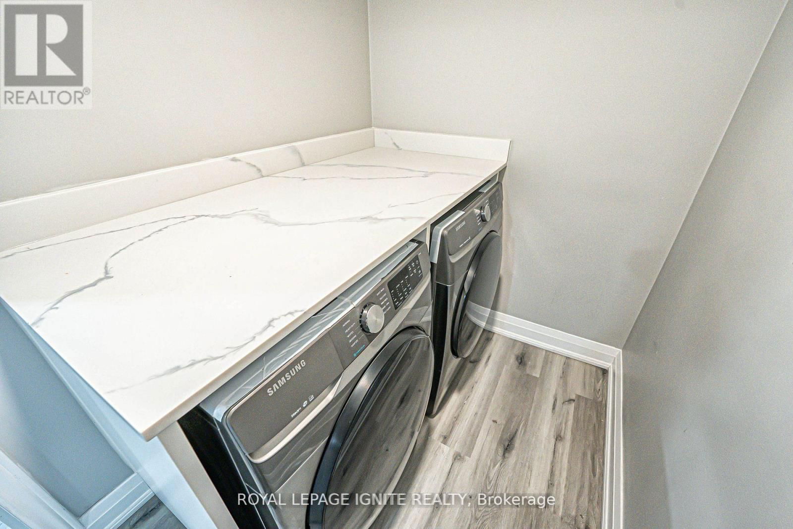 61 GIBSON CIRCLE Image 38