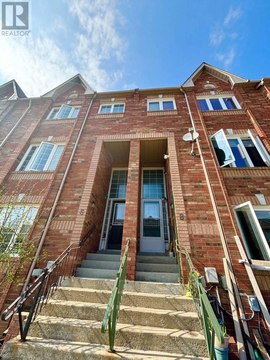 8 AZALEA GATE WAY Image 1