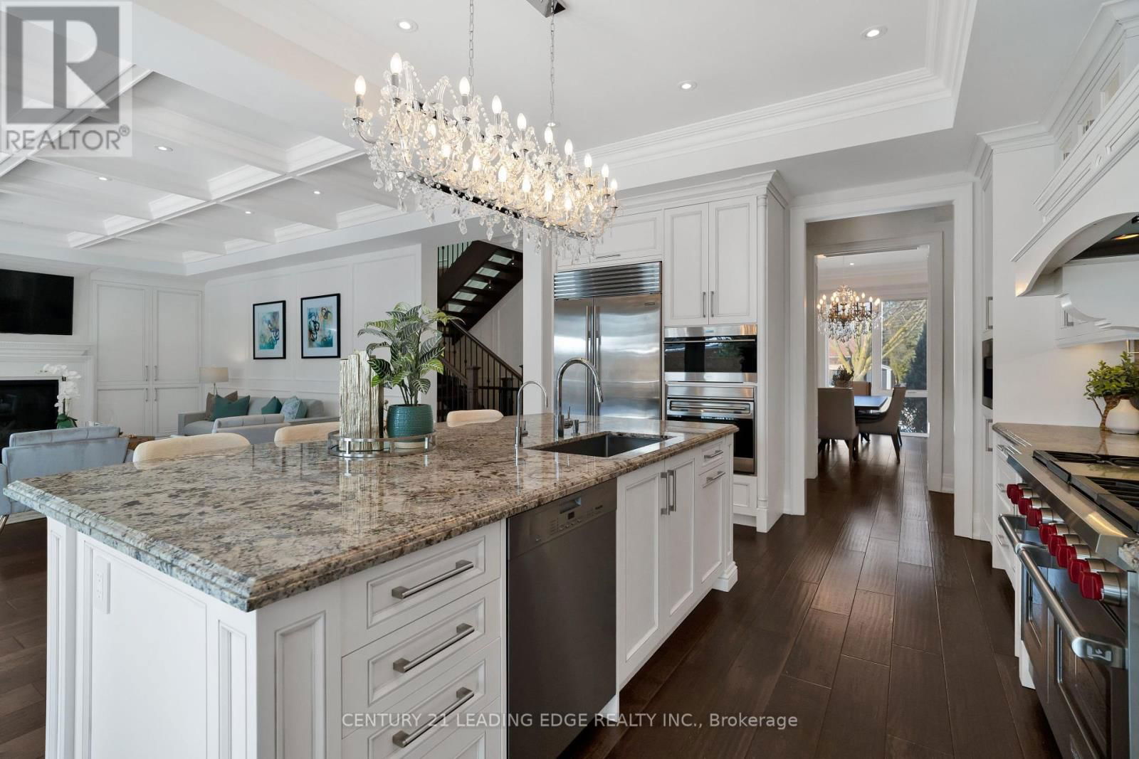 25 TALISMAN CRESCENT Image 14