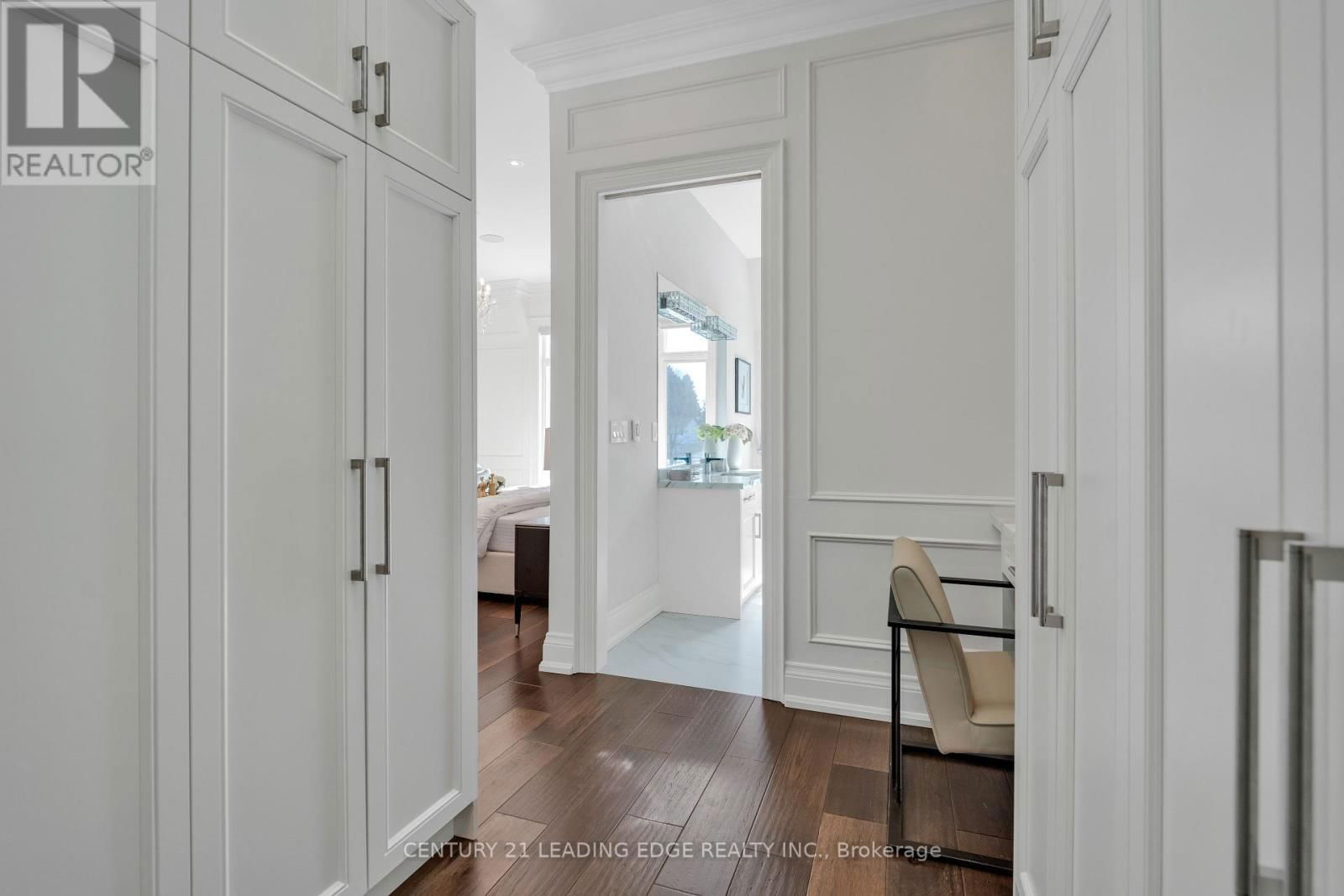 25 TALISMAN CRESCENT Image 32
