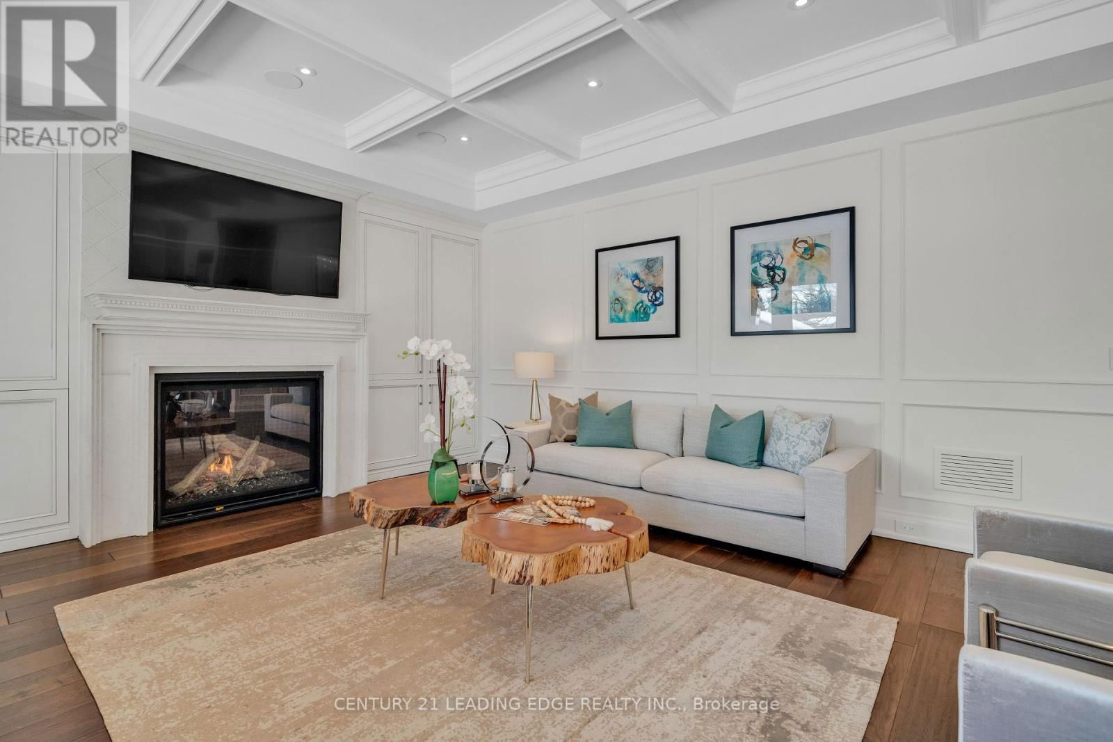 25 TALISMAN CRESCENT Image 9