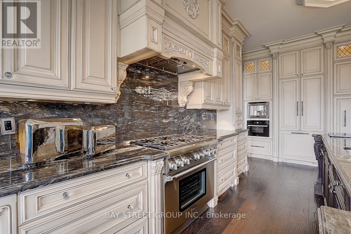 42 HAILSHAM COURT Image 13