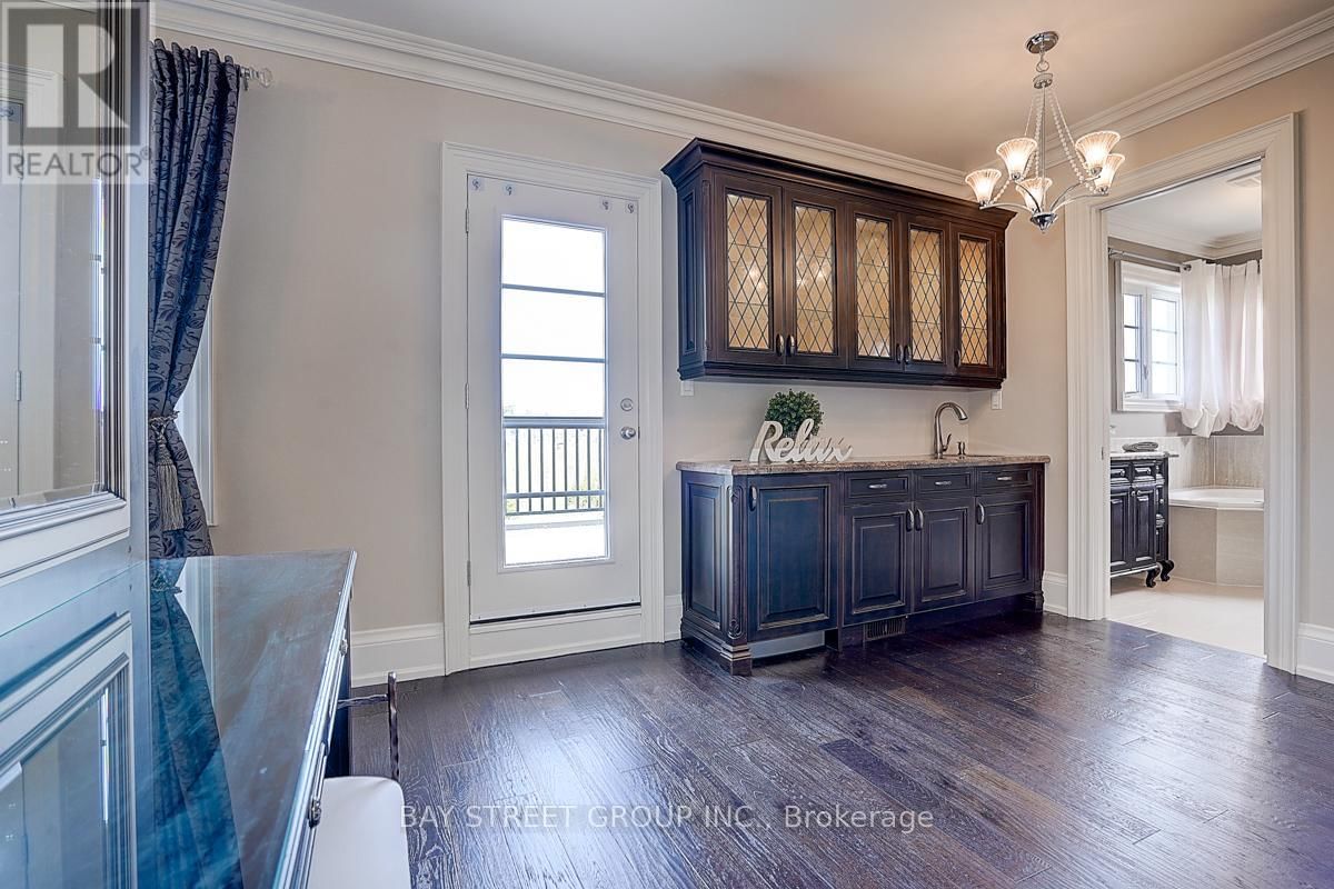 42 HAILSHAM COURT Image 29