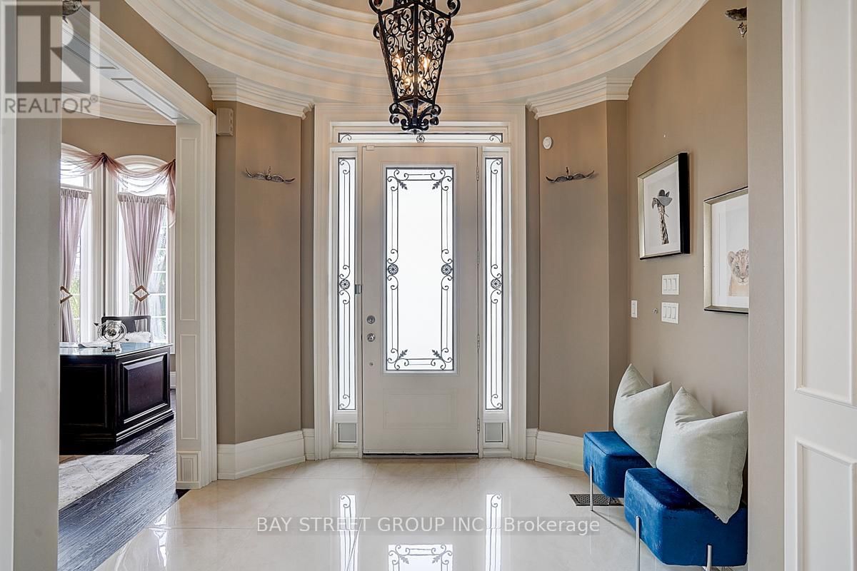 42 HAILSHAM COURT Image 3
