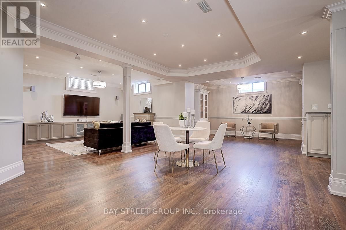 42 HAILSHAM COURT Image 40