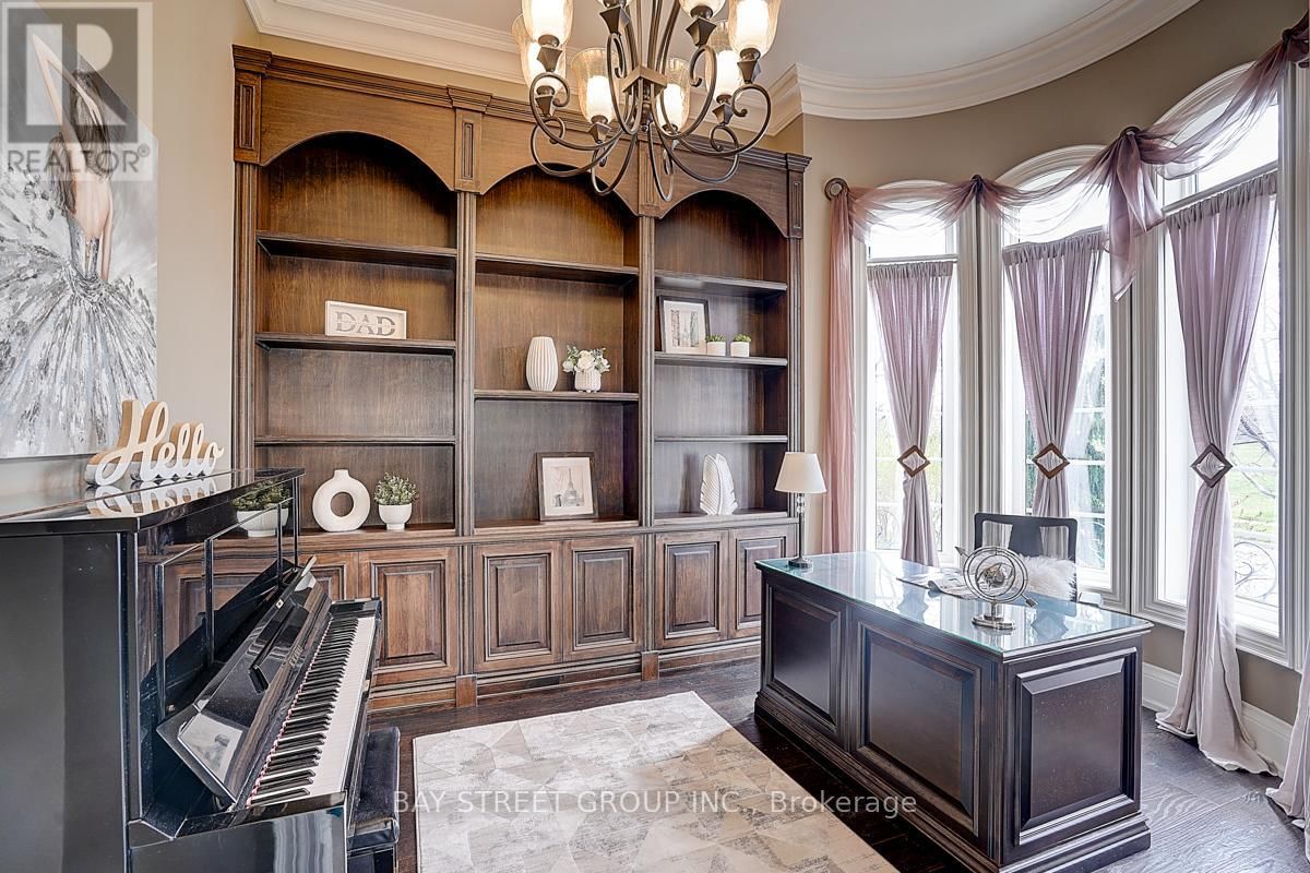 42 HAILSHAM COURT Image 6