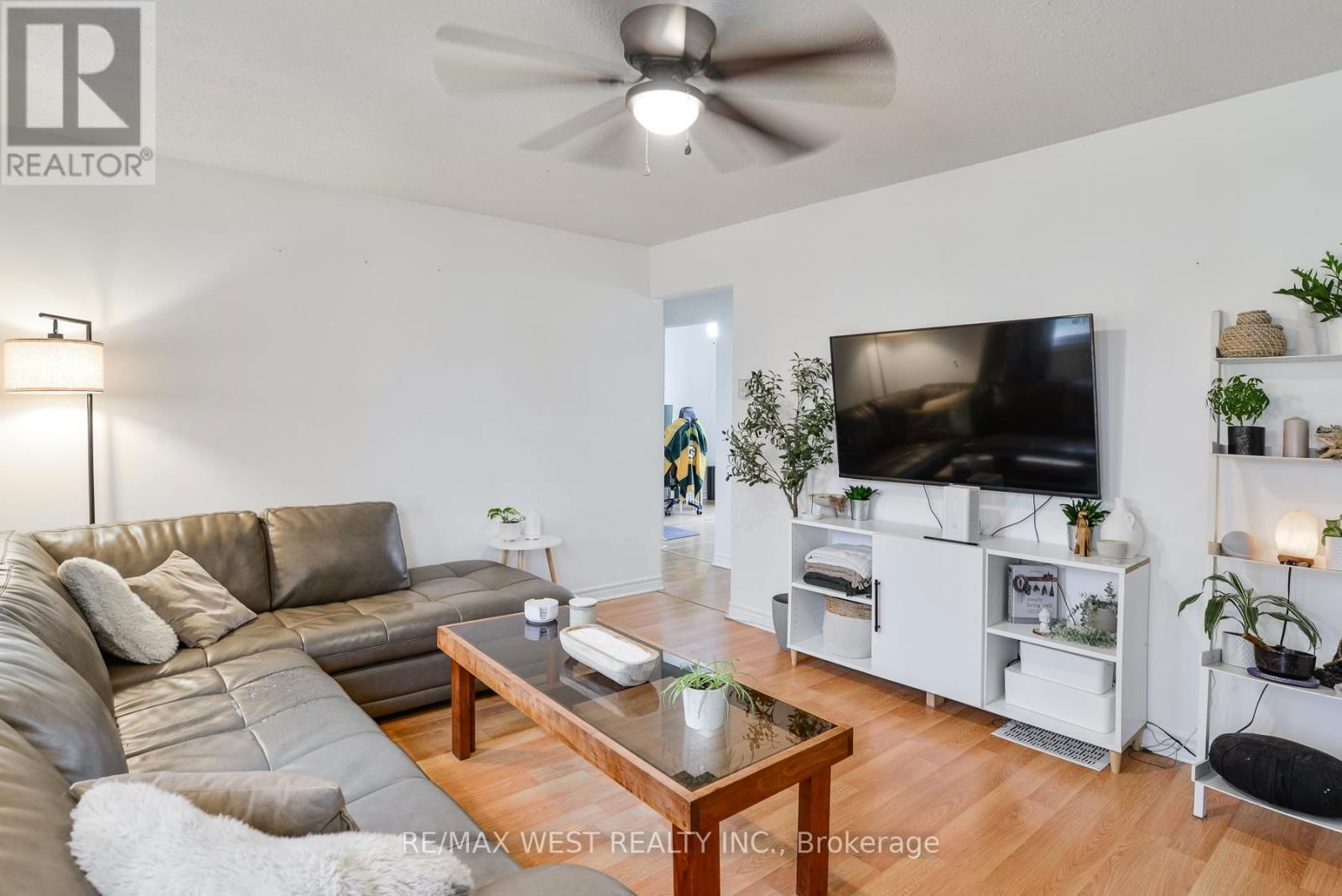 122 RAGLAN STREET Image 1