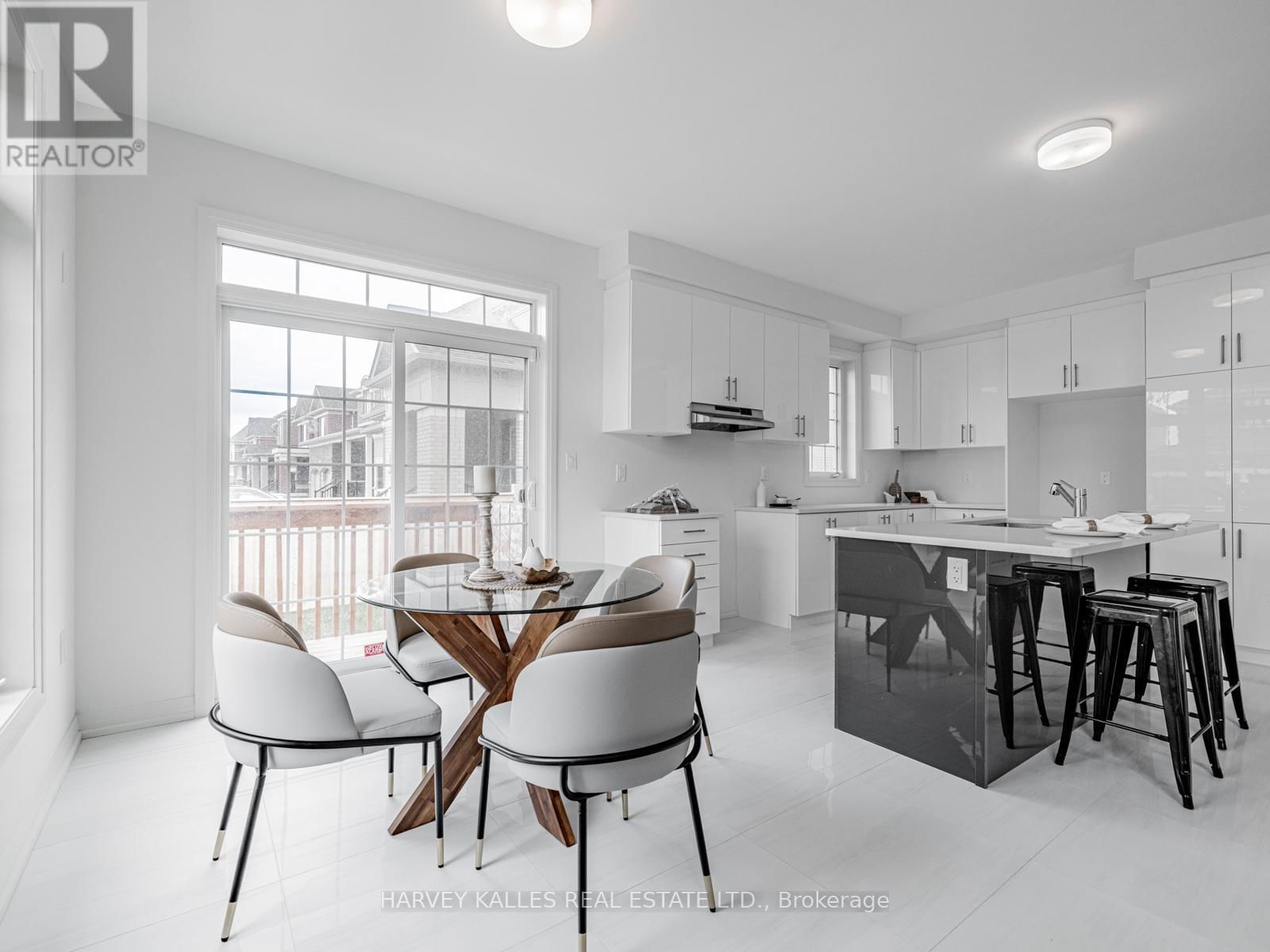 2 BAYBERRY DRIVE Image 16