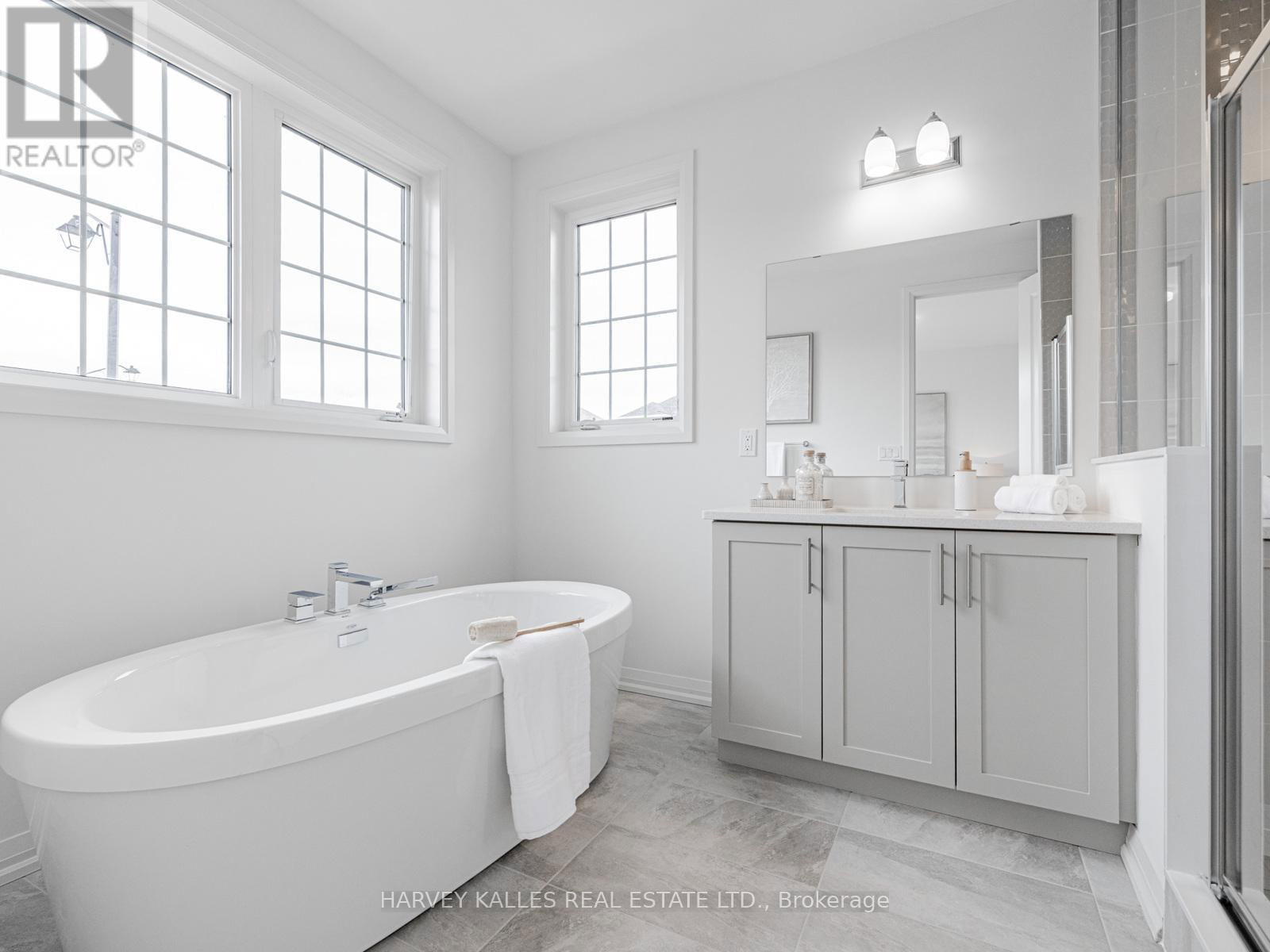 2 BAYBERRY DRIVE Image 26