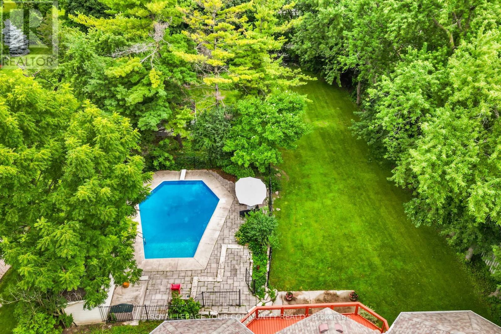 48 ARNOLD AVENUE Image 18