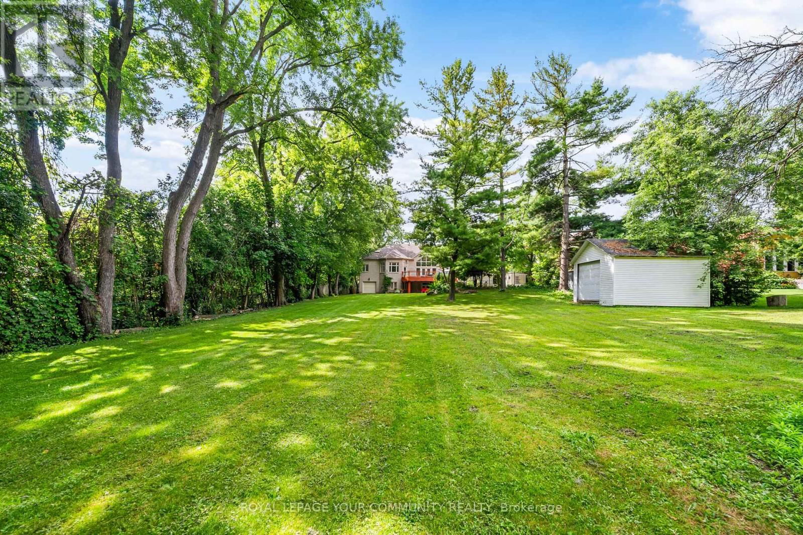 48 ARNOLD AVENUE Image 32