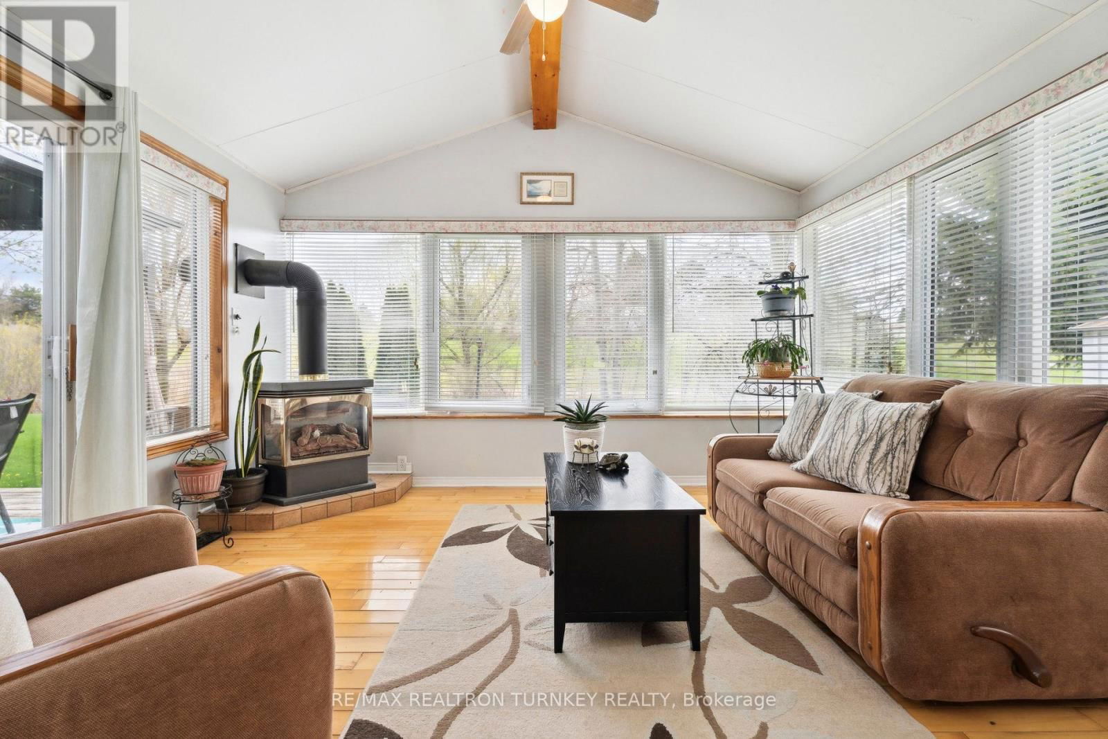 36 TECUMSETH PINES DRIVE Image 16
