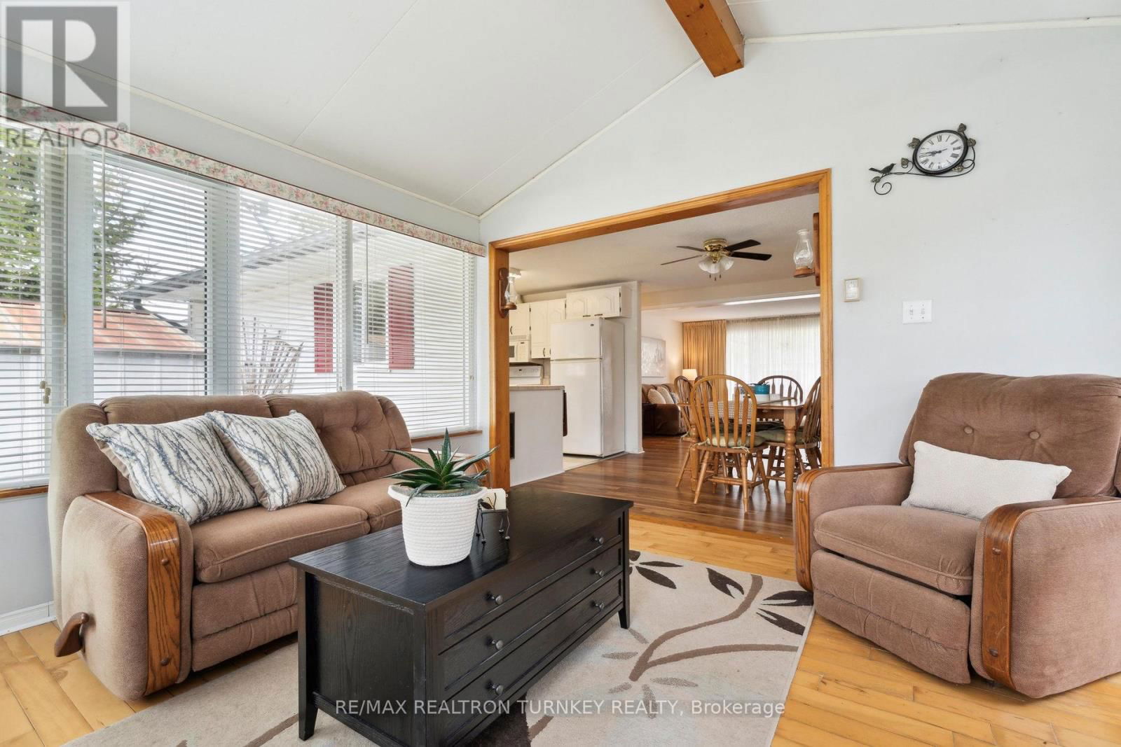 36 TECUMSETH PINES DRIVE Image 17