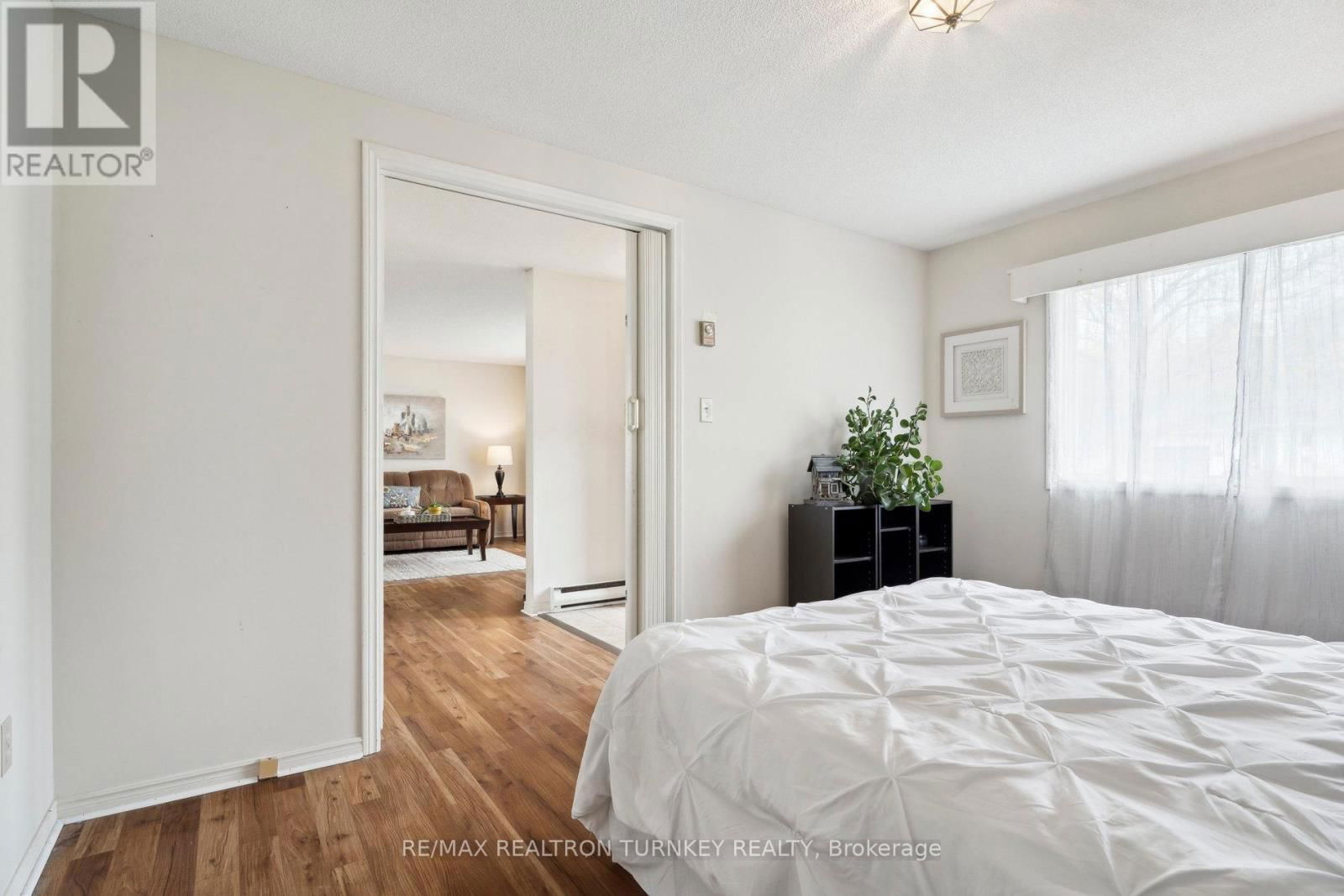 36 TECUMSETH PINES DRIVE Image 29