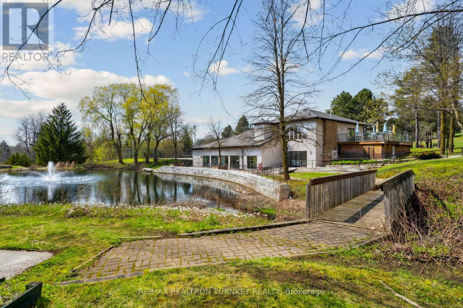 36 TECUMSETH PINES DRIVE Image 45